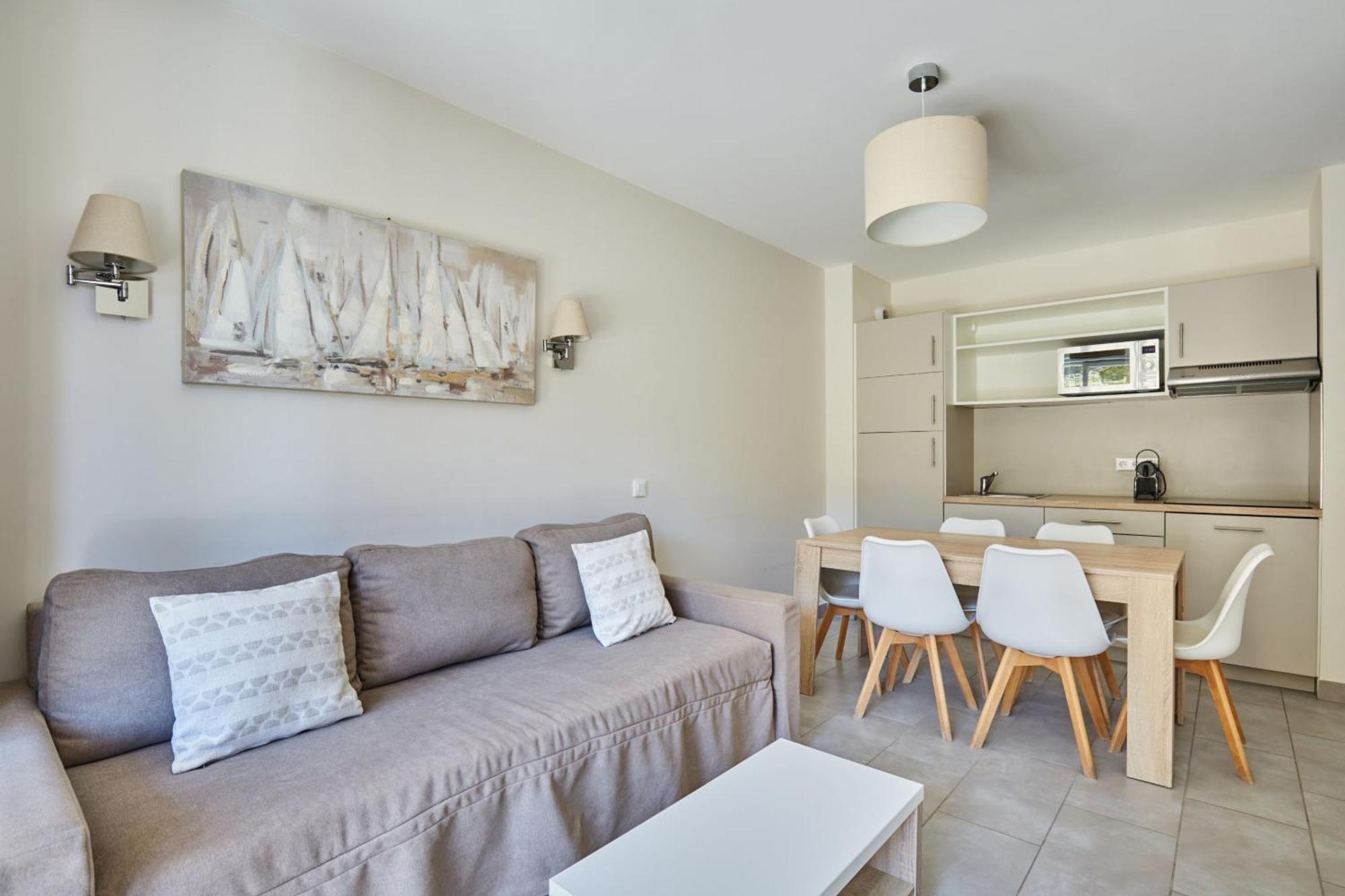 Aparthotel Prestige Odalys Les Canissons *