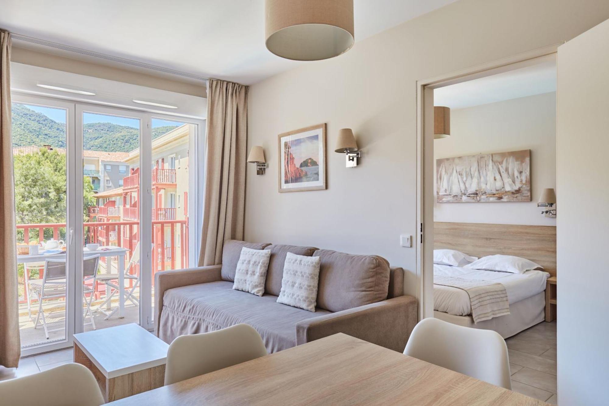 Prestige Odalys Les Canissons Aparthotel Cavalaire-sur-Mer