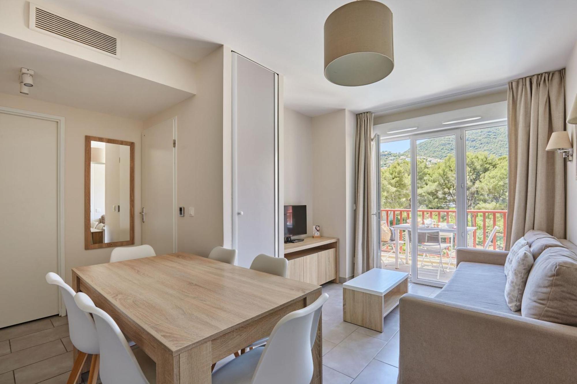 Aparthotel Prestige Odalys Les Canissons Cavalaire-sur-Mer