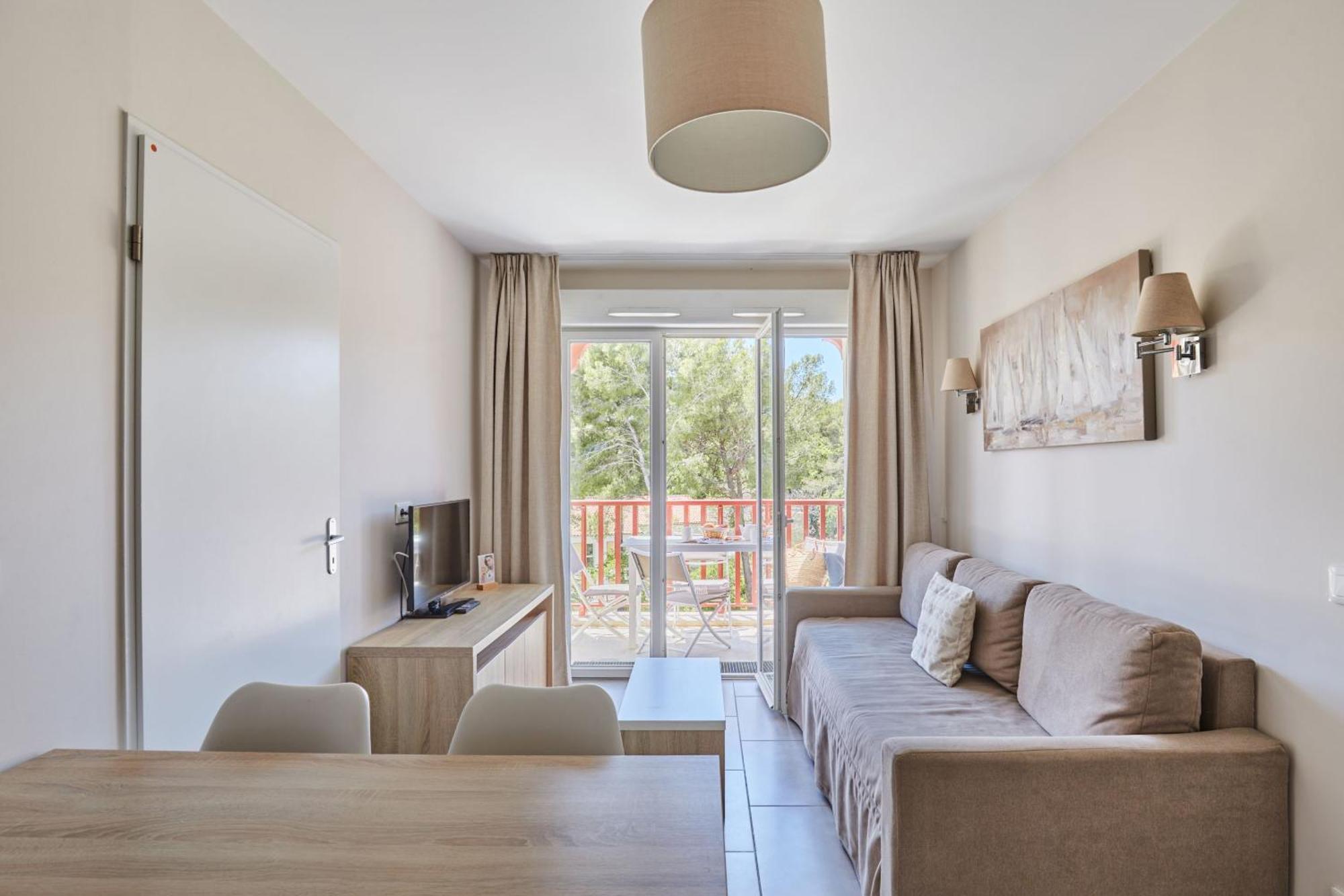 Prestige Odalys Les Canissons * Cavalaire-sur-Mer