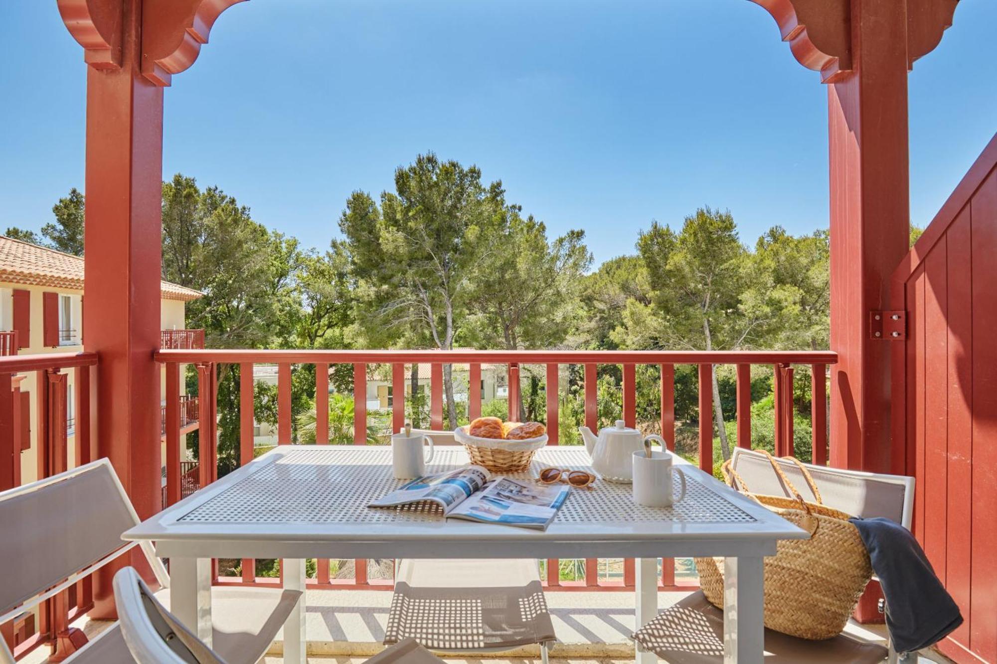 Aparthotel Prestige Odalys Les Canissons *