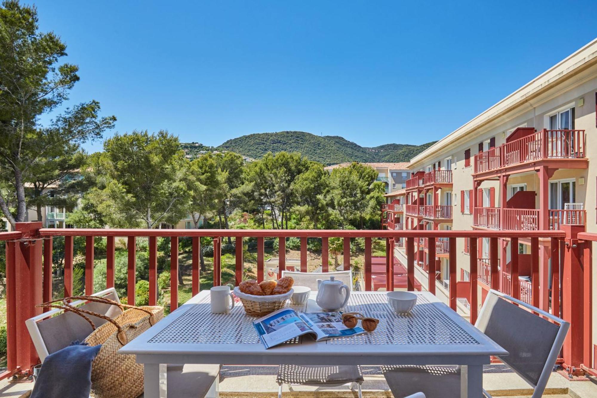 Prestige Odalys Les Canissons * Cavalaire-sur-Mer