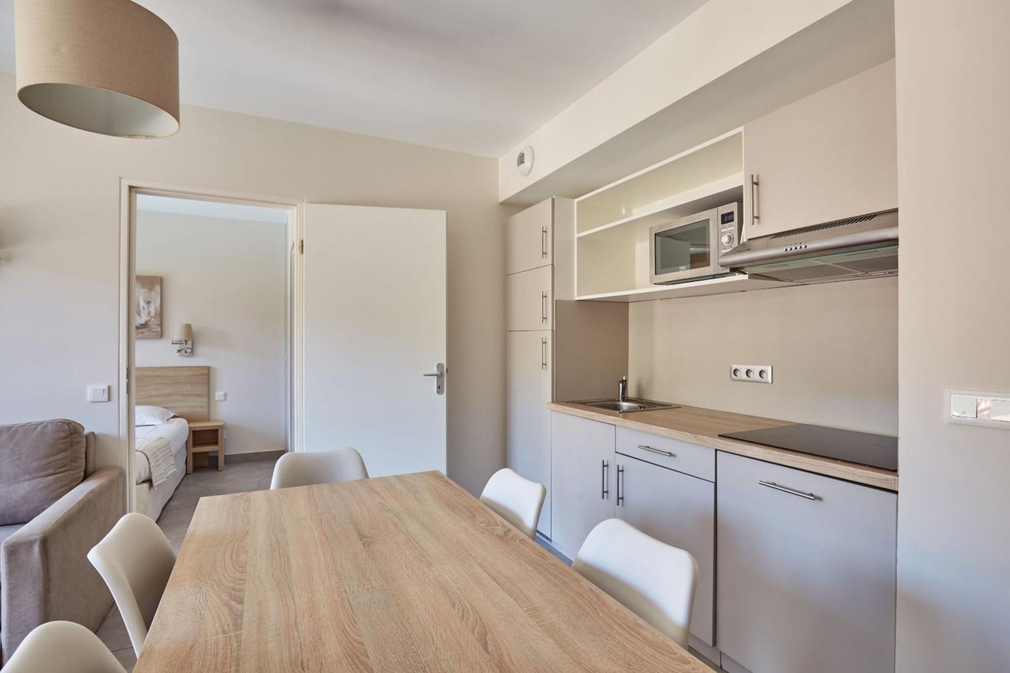 Prestige Odalys Les Canissons Aparthotel *