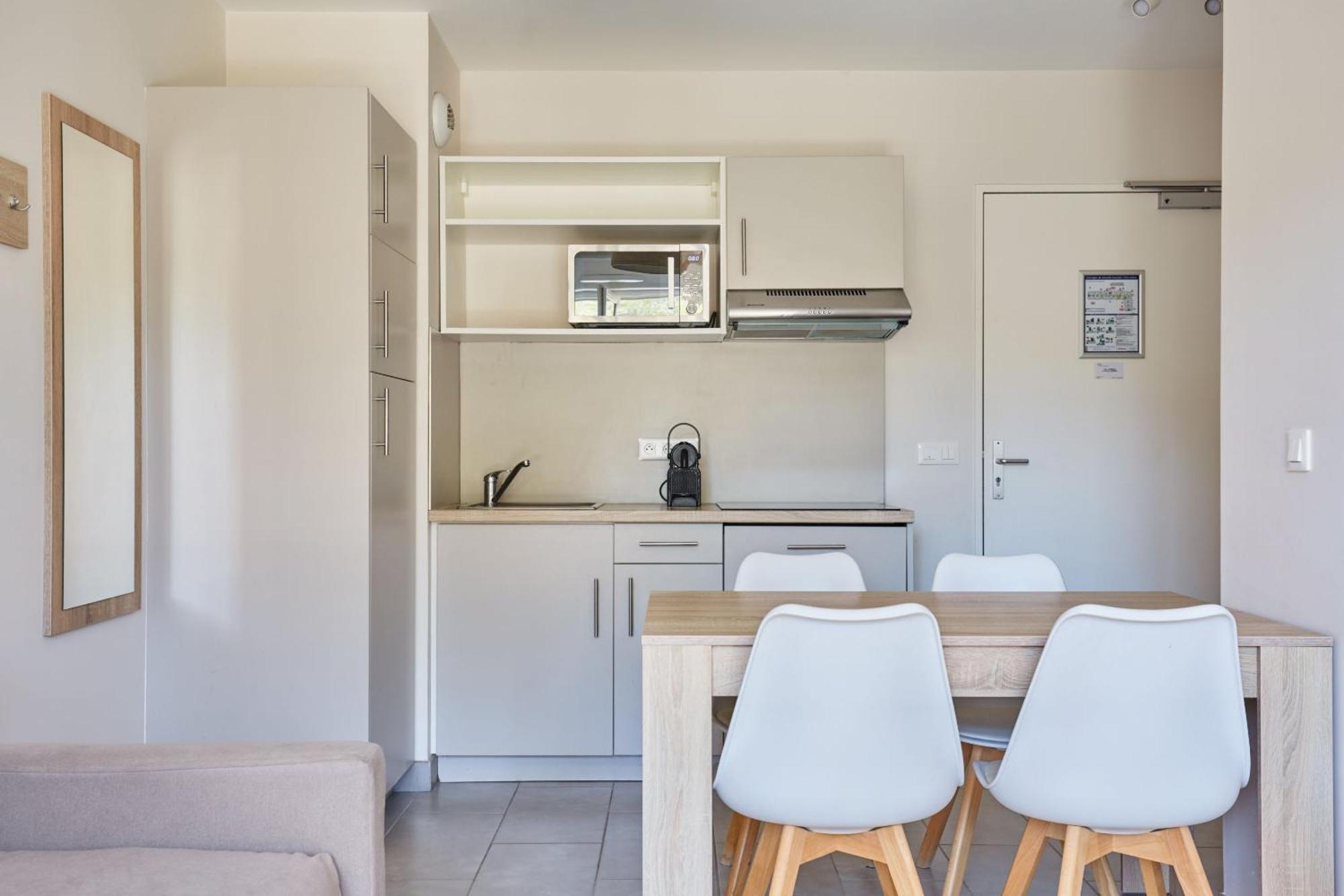 Prestige Odalys Les Canissons Aparthotel *